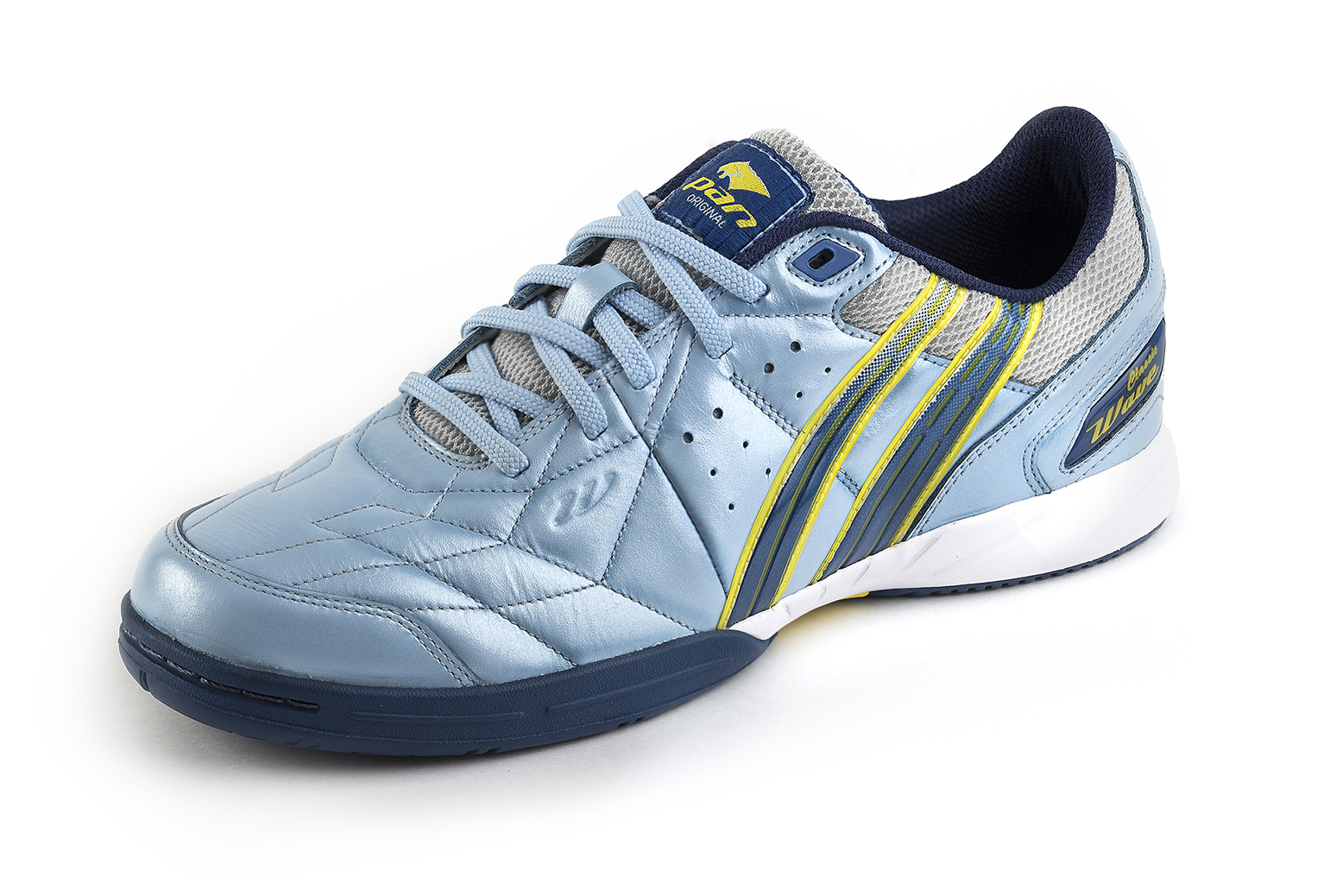 pan futsal shoes